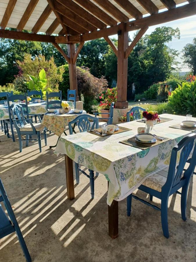 La Grange Terrou Guest House Saint-Germain-de-Confolens Luaran gambar